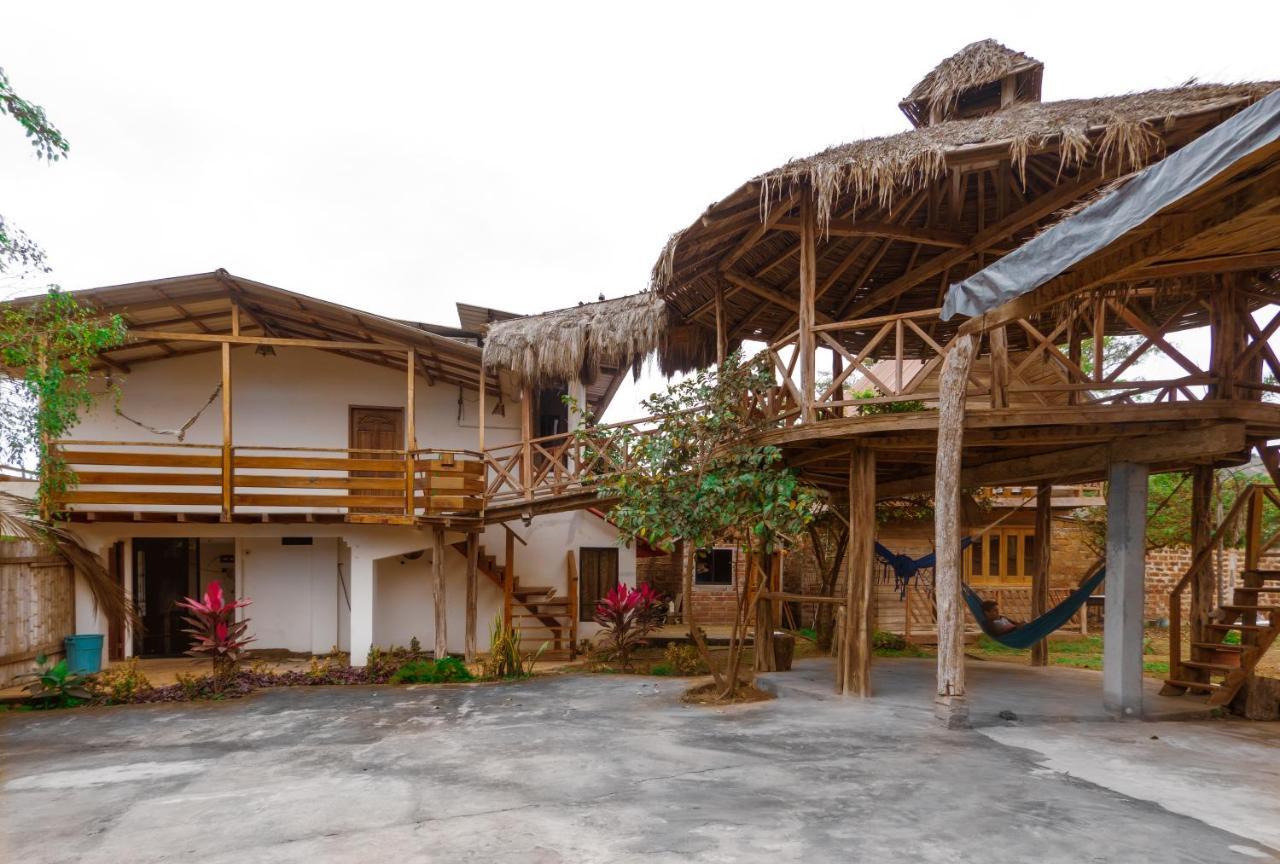 Hostal Tortuga Dorada Пуерто-Лопес Екстер'єр фото