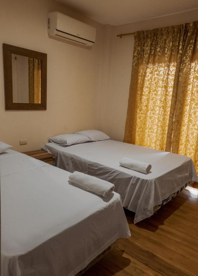Hostal Tortuga Dorada Пуерто-Лопес Екстер'єр фото