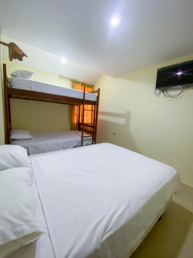 Hostal Tortuga Dorada Пуерто-Лопес Екстер'єр фото