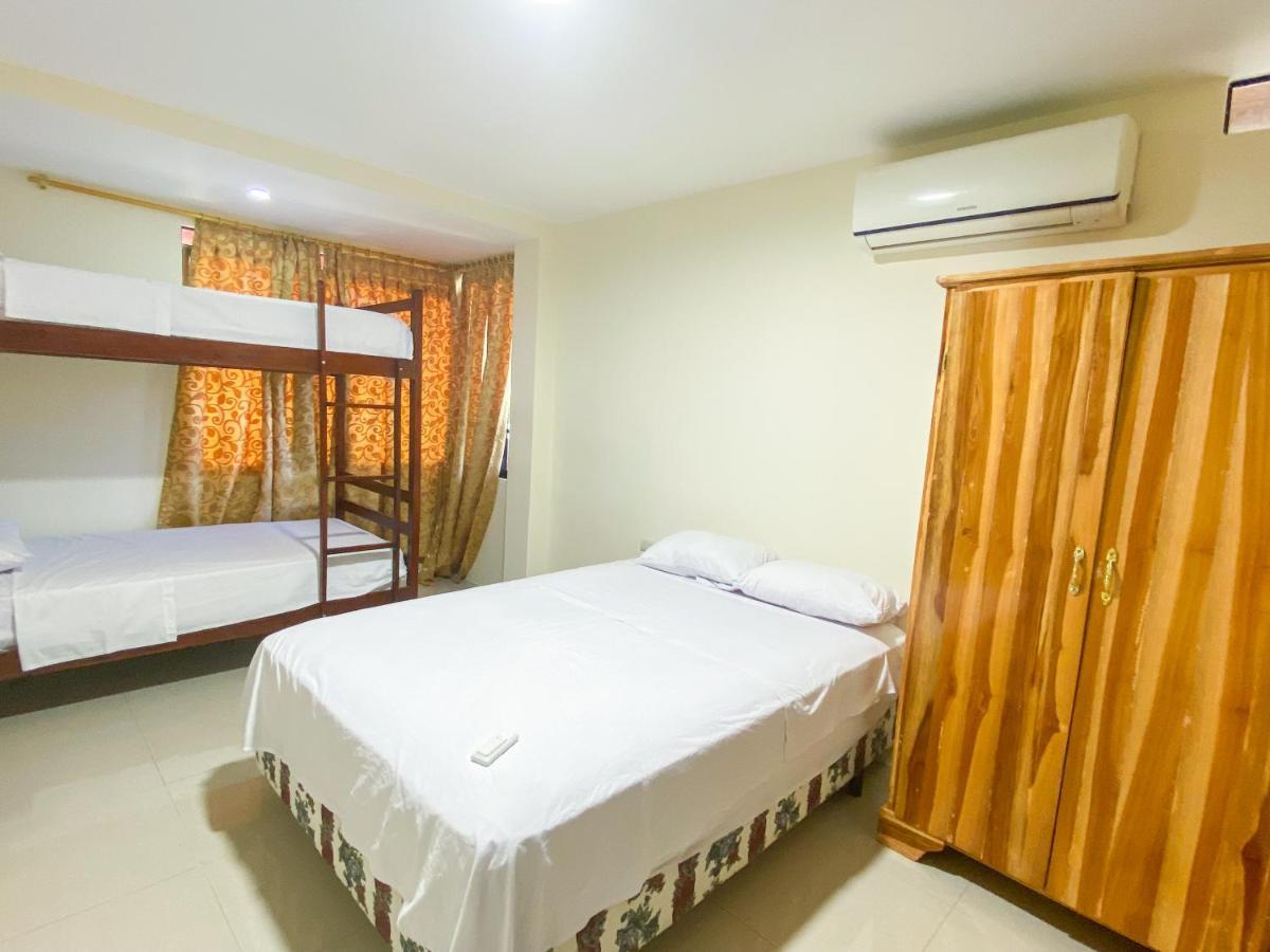 Hostal Tortuga Dorada Пуерто-Лопес Екстер'єр фото